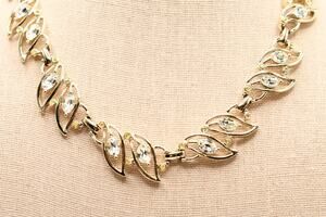 Vintage Kramer Style Clear Rhinestone Leaf Necklace Gold Tone 1950s